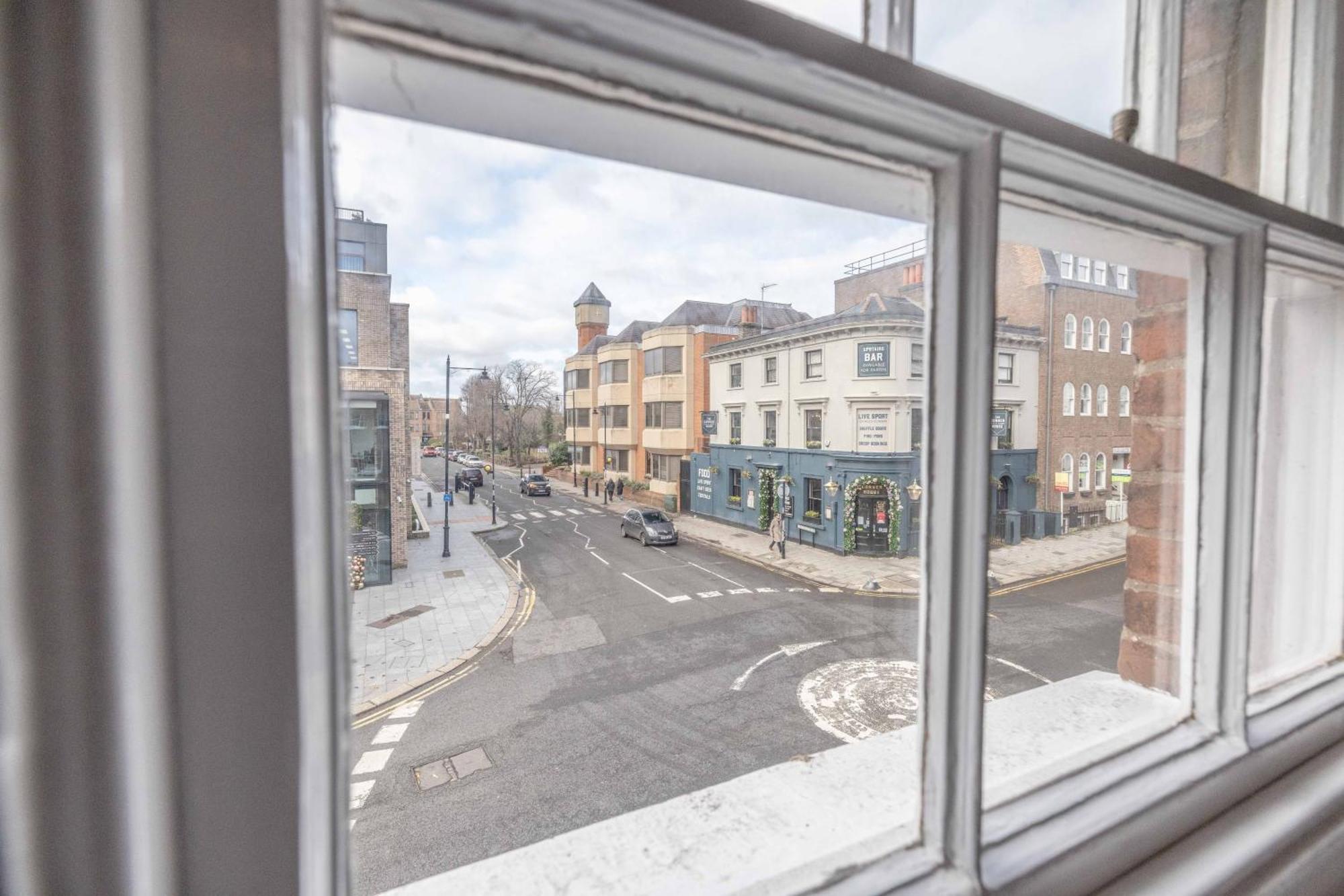 Vip Guard Views! 2 Bed Steps From Windsor Castle Villa Exterior photo