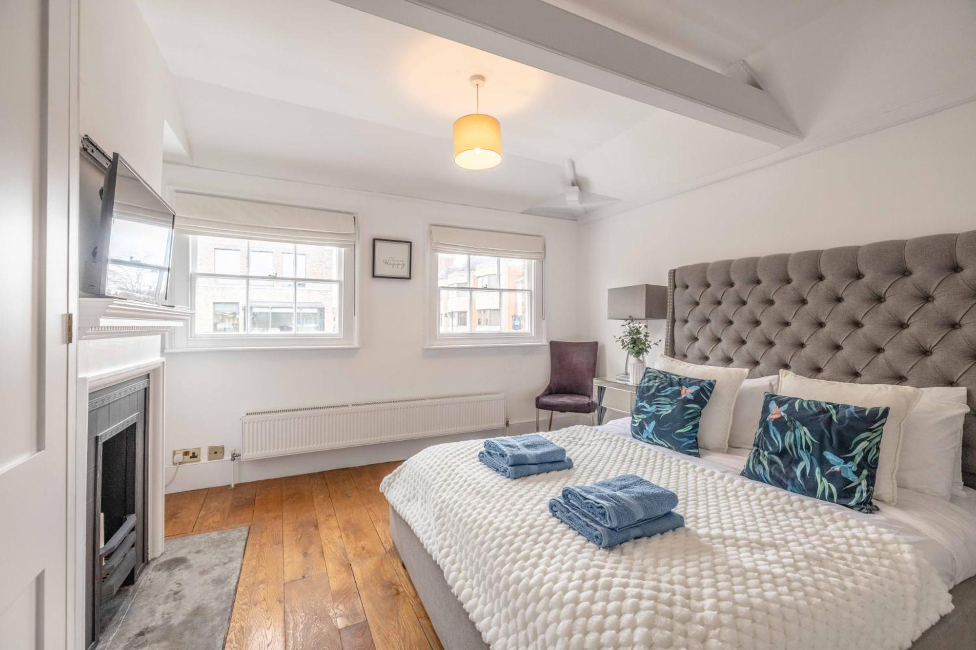 Vip Guard Views! 2 Bed Steps From Windsor Castle Villa Exterior photo